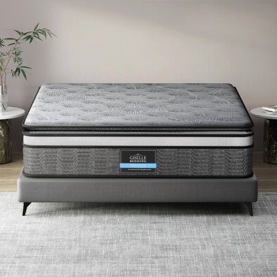 Giselle Bedding