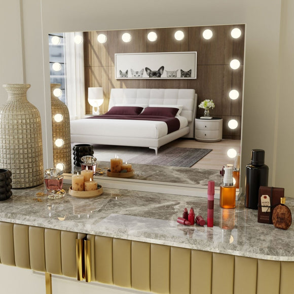 Beauty Mirror with 18 LED Bulbs, Colour Settings, White Frame, and USB A and C Ports - RnR Galore