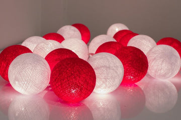 1 Set of 20 LED Red White 5cm Cotton Ball Battery String Lights Christmas Gift Home Wedding Party Bedroom Decoration Outdoor Indoor Table Centrepiece - 0